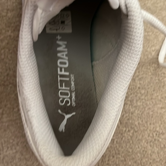 Puma Smash V2 Leather Sneaker - Picture 4 of 5